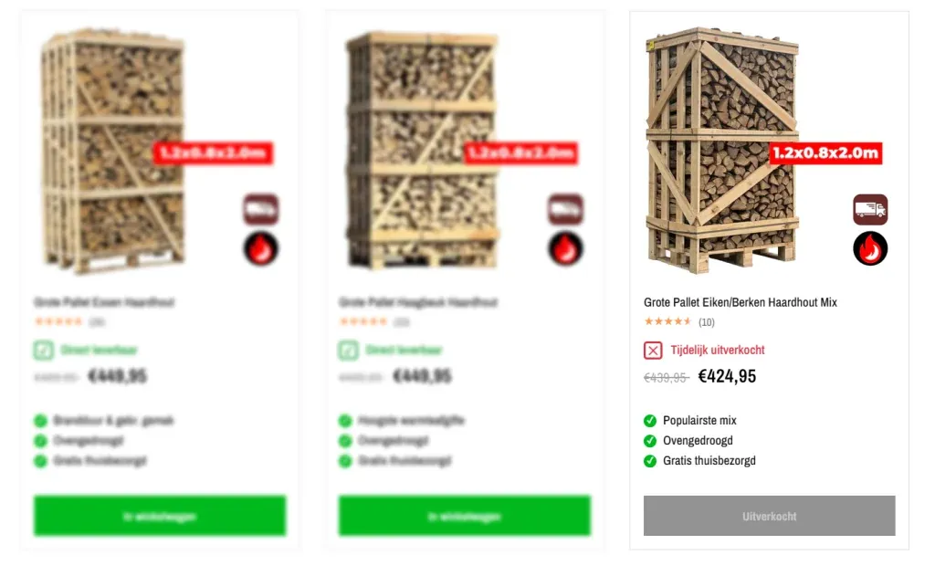 Drie productkaarten voor haardhout waarbij de rechter kaart een duidelijke melding 'Tijdelijk uitverkocht' toont.